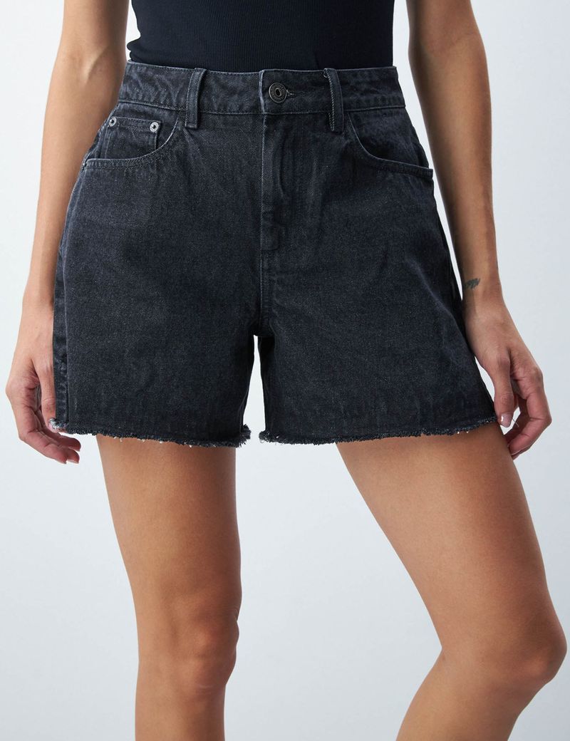SHORT-MUJER-DENIM-CHEVIGNON-459C002-GRIS-4.JPG