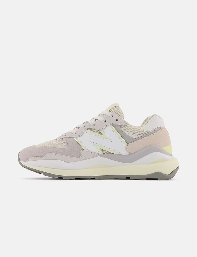 ZAPATO-DE-MUJER-LIFESTYLE-NEW-BALANCE-W5740SGC-ROSADO