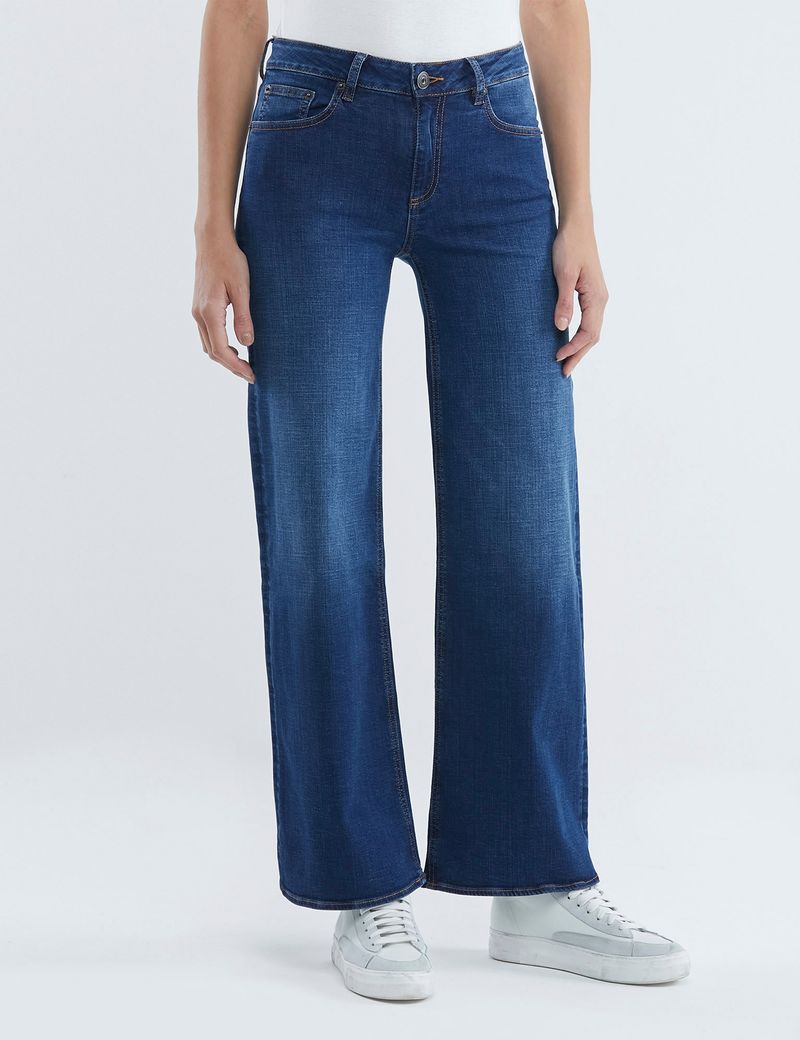 JEAN-MUJER-COSMO-CHEVIGNON-439D023-AZUL-3.JPG