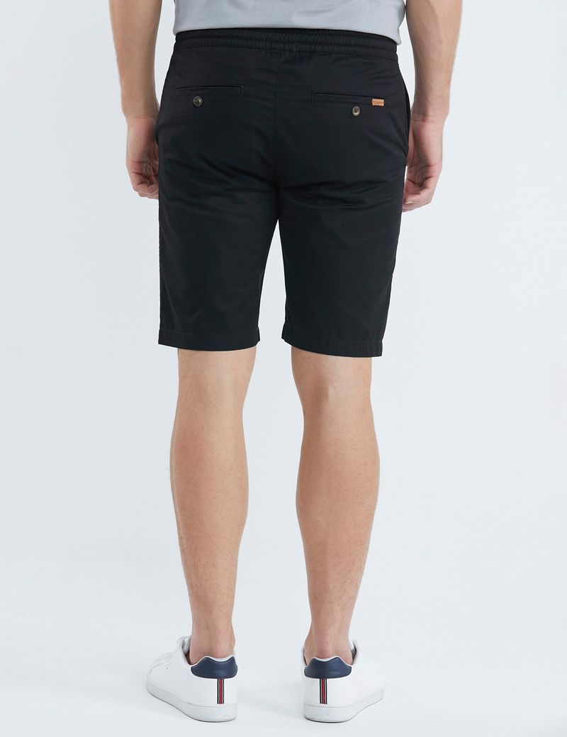 BERMUDA-HOMBRE-JOGGER-CHEVIGNON-659D002-NEGRO-3.JPG