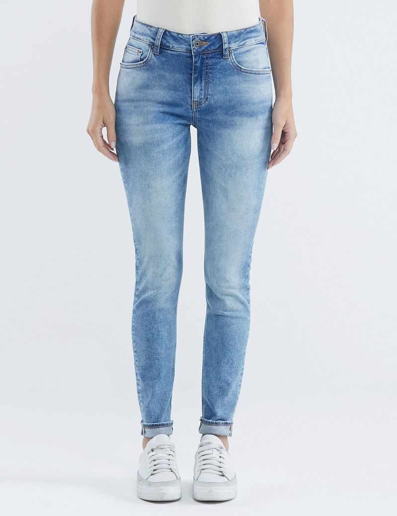 JEAN-MUJER-COSMO-CHEVIGNON-439D018-AZUL-3.JPG