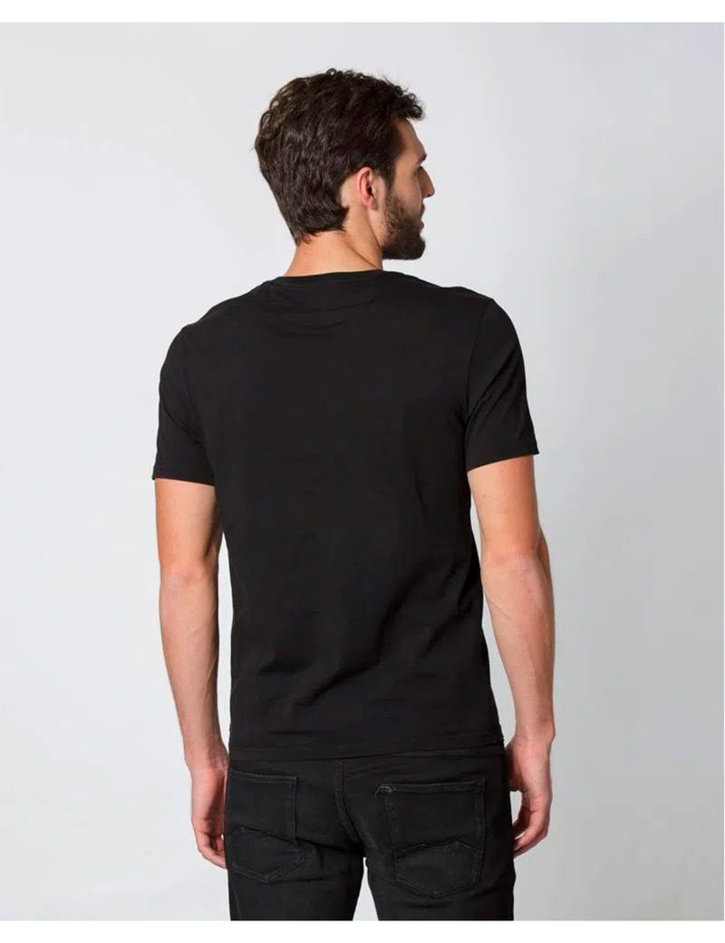 CAMISETA-HOMBRE-SLIM-CHEVIGNON-640C020-NEGRO-3.JPG