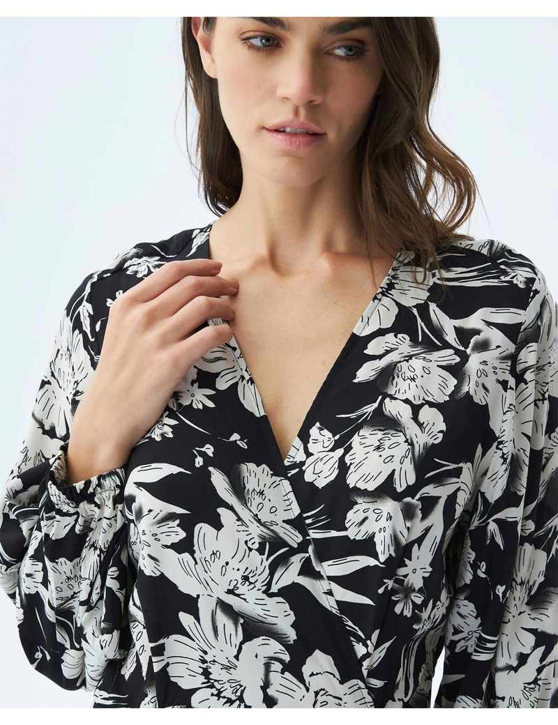 SHORT-MUJER-TIRO-ALTO-CHEVIGNON-751E002-CAQUI-2.JPG