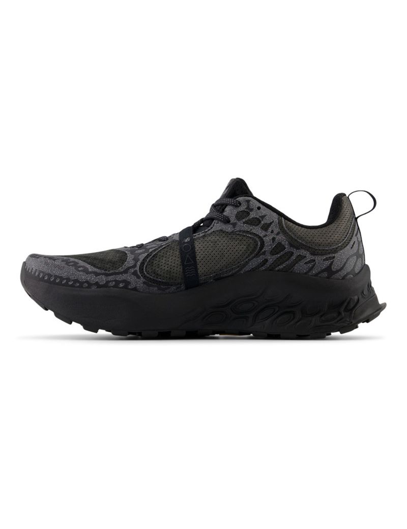 ZAPATO-HOMBRE-FOOTBALL-HIERRO-UTILITY-V8-NEW-BALANCE-UHIERAE-BLACK-001--2.JPG