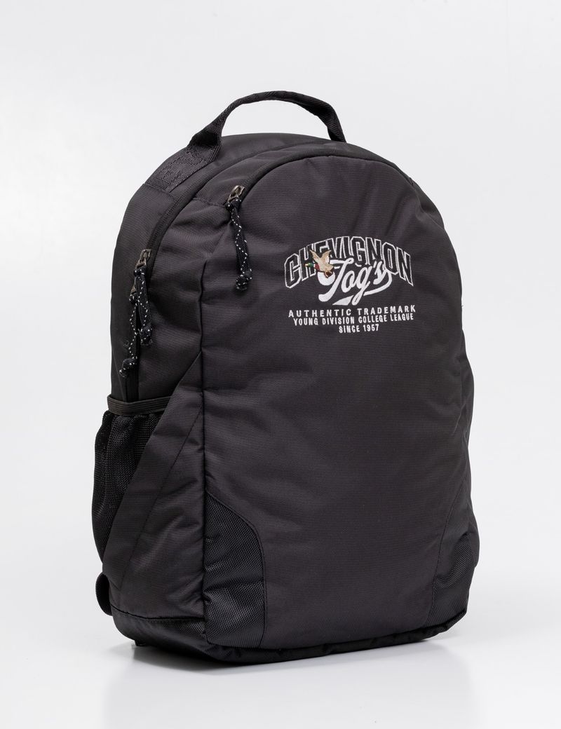 MOCHILA-HOMBRE-BASICO-CHEVIGNON-002F000-NEGRO-3.JPG