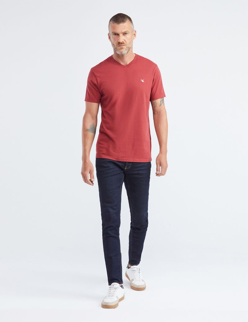 CAMISETA-HOMBRE-SLIM-CHEVIGNON-642F000-ROJO-2.JPG