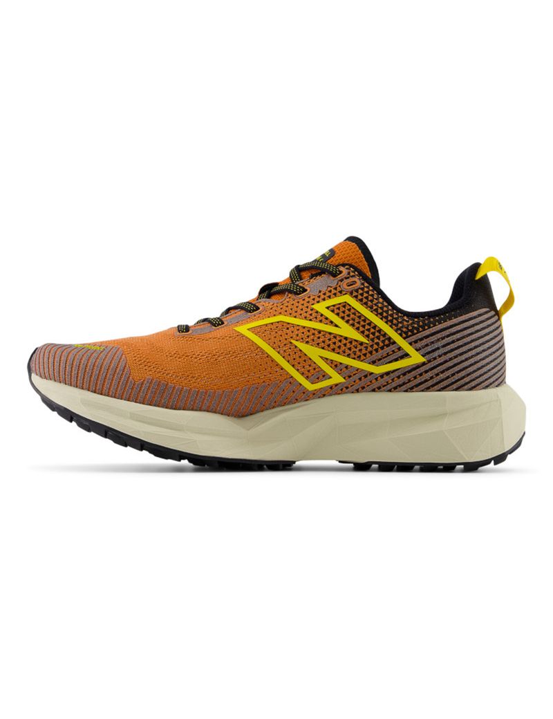 ZAPATO-HOMBRE-PERFORMANCE-VENYM-MTVNYMR1-NEW-BALANCE-INFIELDCLAY808-2.JPG