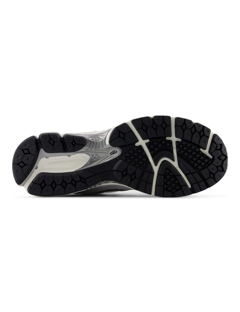 ZAPATO-HOMBRE-LIFESTYLE-2002R-M2002RPP-NEW-BALANCE-GREY030-4.JPG