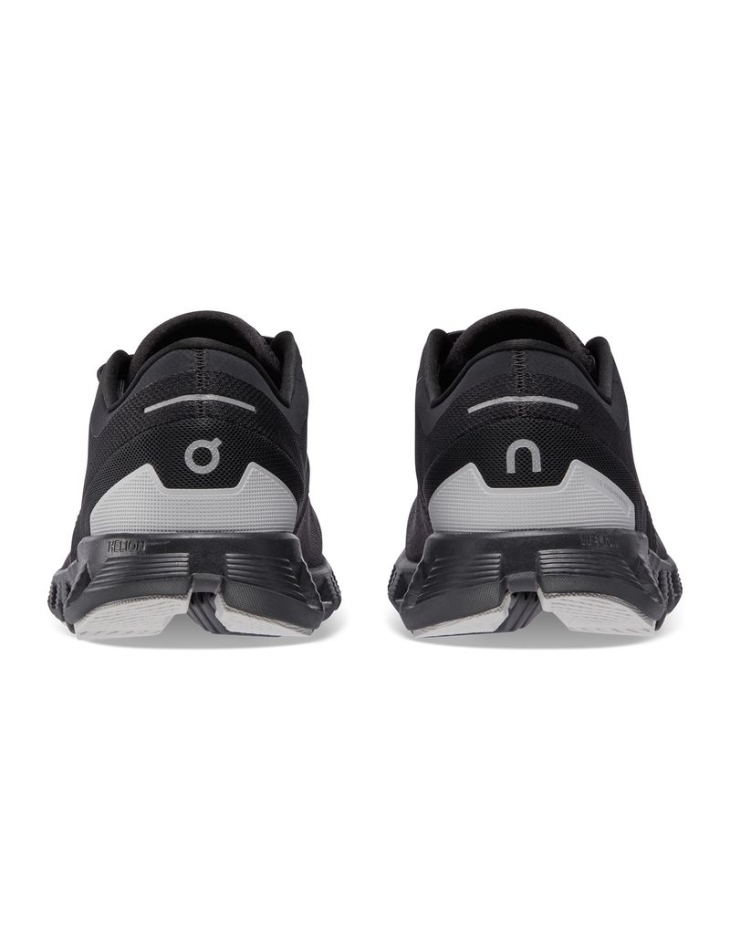 ZAPATILLA-MUJER-RUNNING-60.98696-ON-BLACK-3.JPG