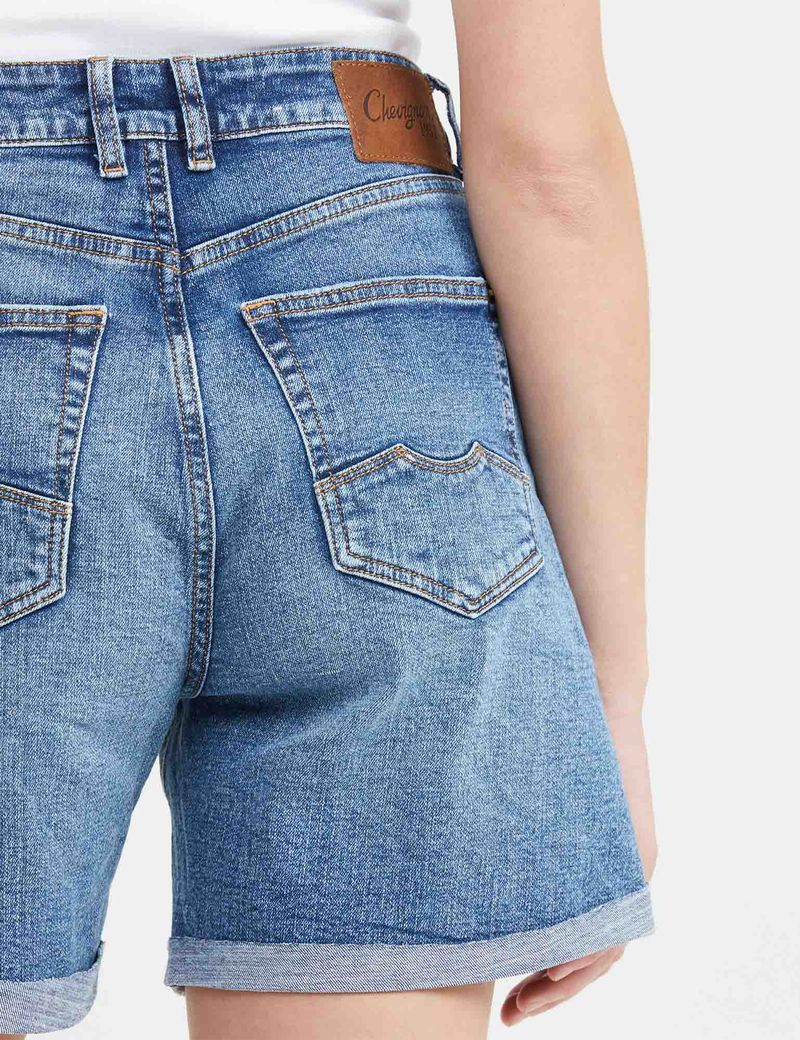 SHORT-MUJER-CLASICO-CHEVIGNON-459F001-AZUL