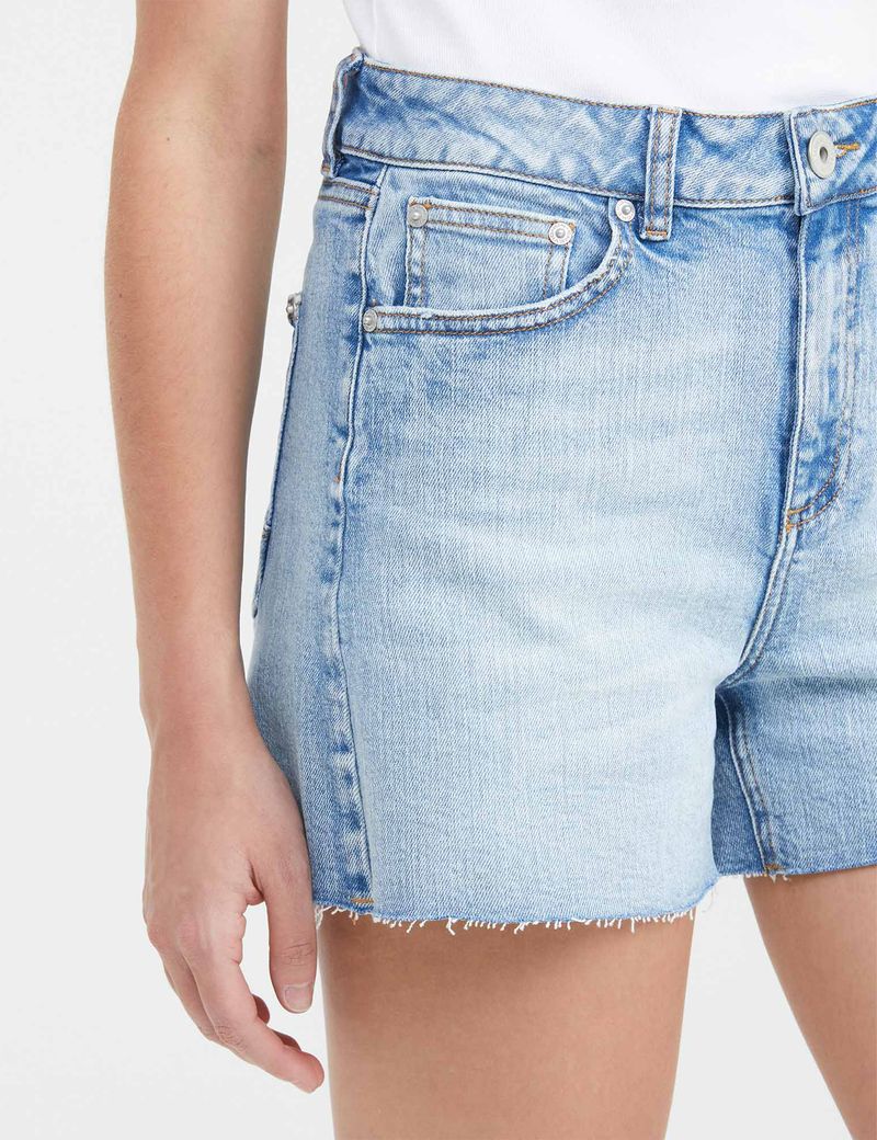 SHORT-MUJER-CLASICO-CHEVIGNON-459F003-AZUL