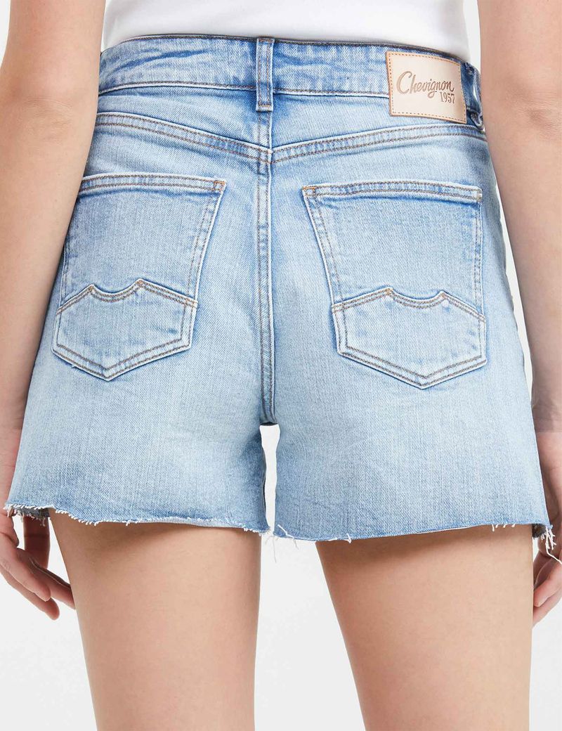 SHORT-MUJER-CLASICO-CHEVIGNON-459F003-AZUL