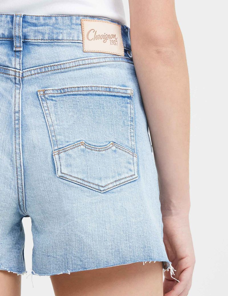 SHORT-MUJER-CLASICO-CHEVIGNON-459F003-AZUL
