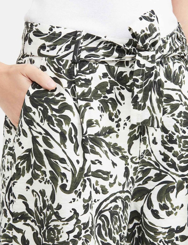 SHORT-MUJER-TIRO-ALTO-CHEVIGNON-759F001-CRUDO