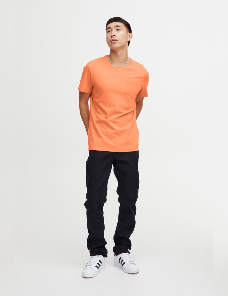 CAMISETA-HOMBRE-BASICA-BLEND-20716515-2.jpg