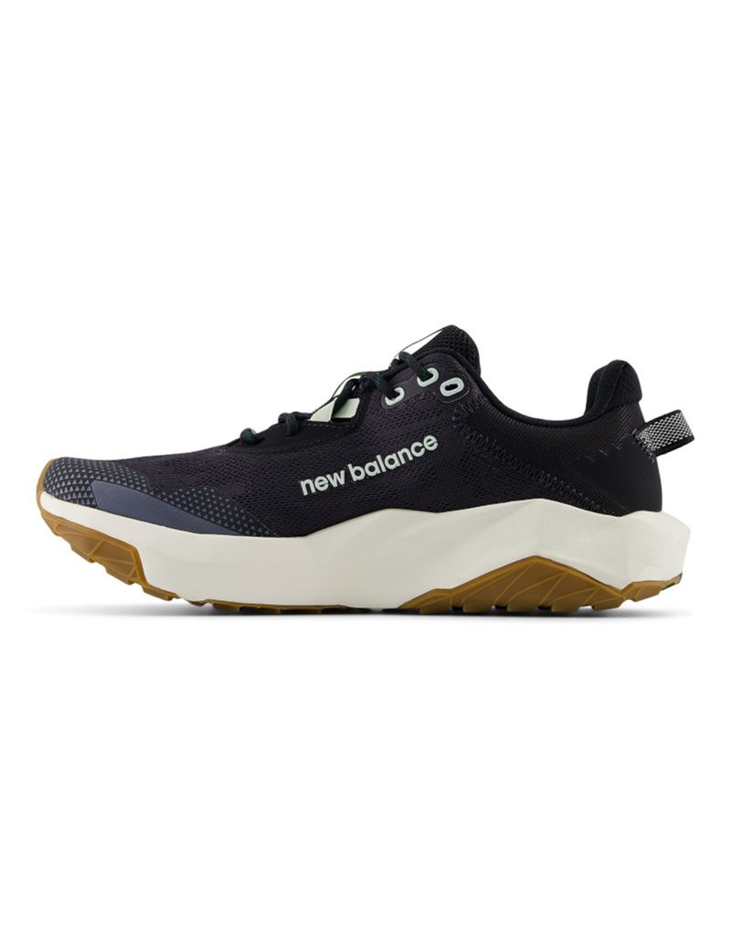 ZAPATO-DE-HOMBRE-PERFORMANCE-Nitrel-v6-MTNTRLG6-NEW-BALANCE-BLACK001-2.jpg