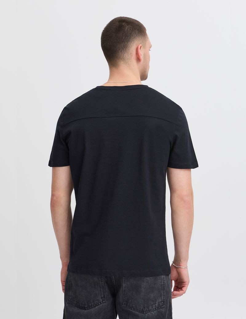 CAMISETA-HOMBRE-BASICA-BLEND-HE-20717780-NEGRO-4.JPG