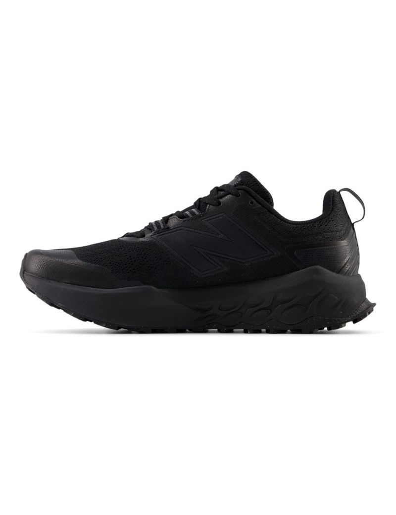 ZAPATO-HOMBRE-RUNNING-GAROE-V2-MTGAROK2-NEW-BALANCE-BLACK001-2.JPG
