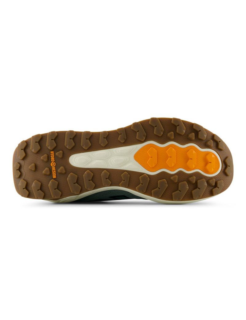 ZAPATO-HOMBRE-RUNNING-GAROE-V2-MTGAROD2-NEW-BALANCE-DARKJUNIPER318-4.JPG