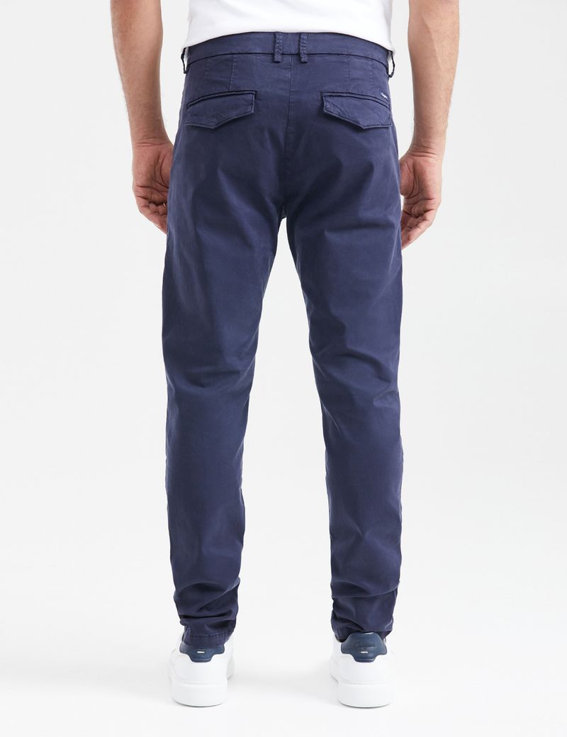 PANTALON-HOMBRE-CHINO-CHEVIGNON-631G001-AZUL-4.JPG