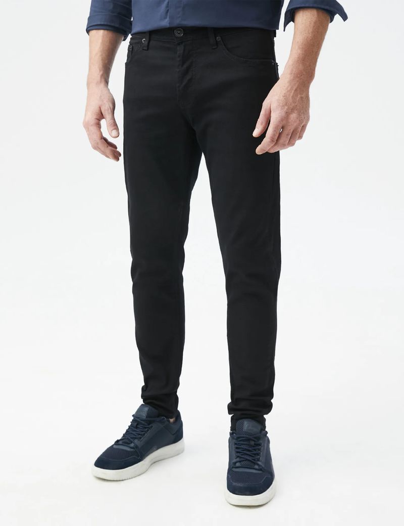 JEAN-HOMBRE-RIDER-CHEVIGNON-330E009-NEGRO-1.JPG
