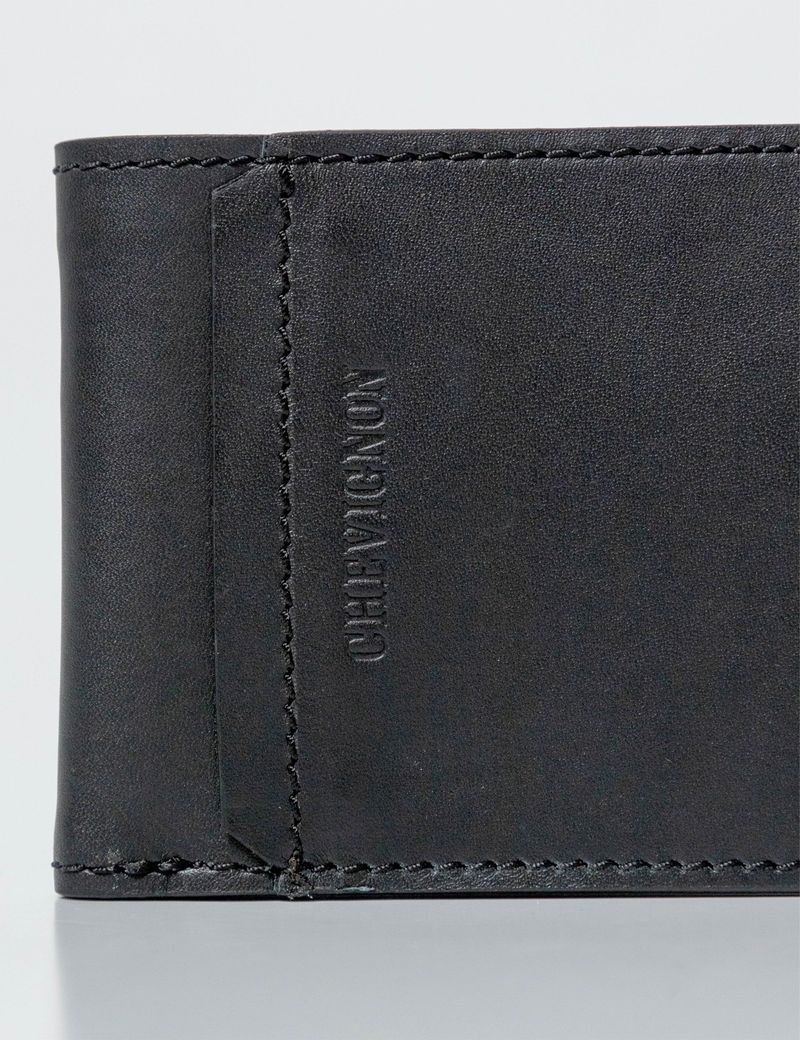 BILLETERA-HOMBRE-CLASICA-CHEVIGNON-021G002-NEGRO-2.JPG