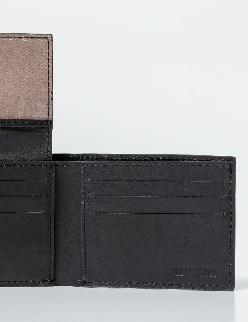 BILLETERA-HOMBRE-CLASICA-CHEVIGNON-021G004-NEGRO-4.JPG