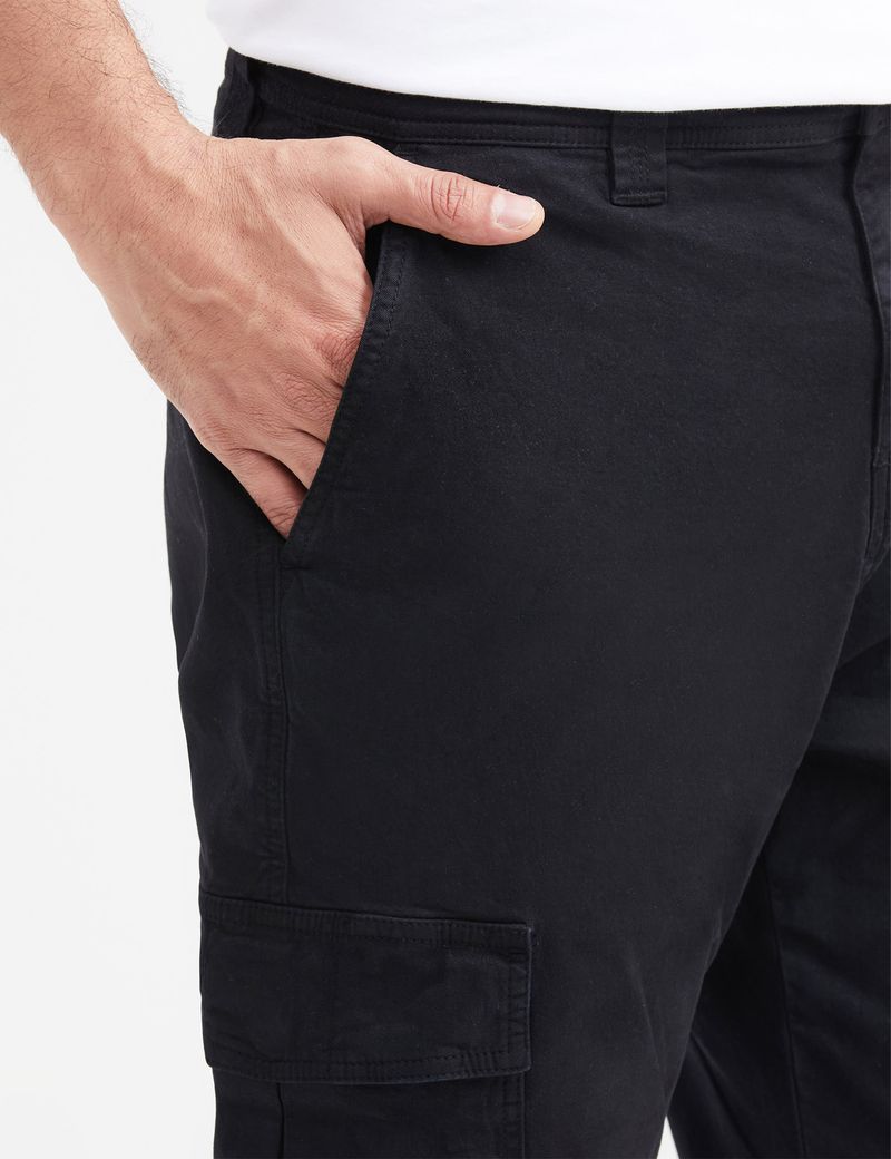 PANTALON-HOMBRE-CARGO-CHEVIGNON-631G006-NEGRO-3.JPG