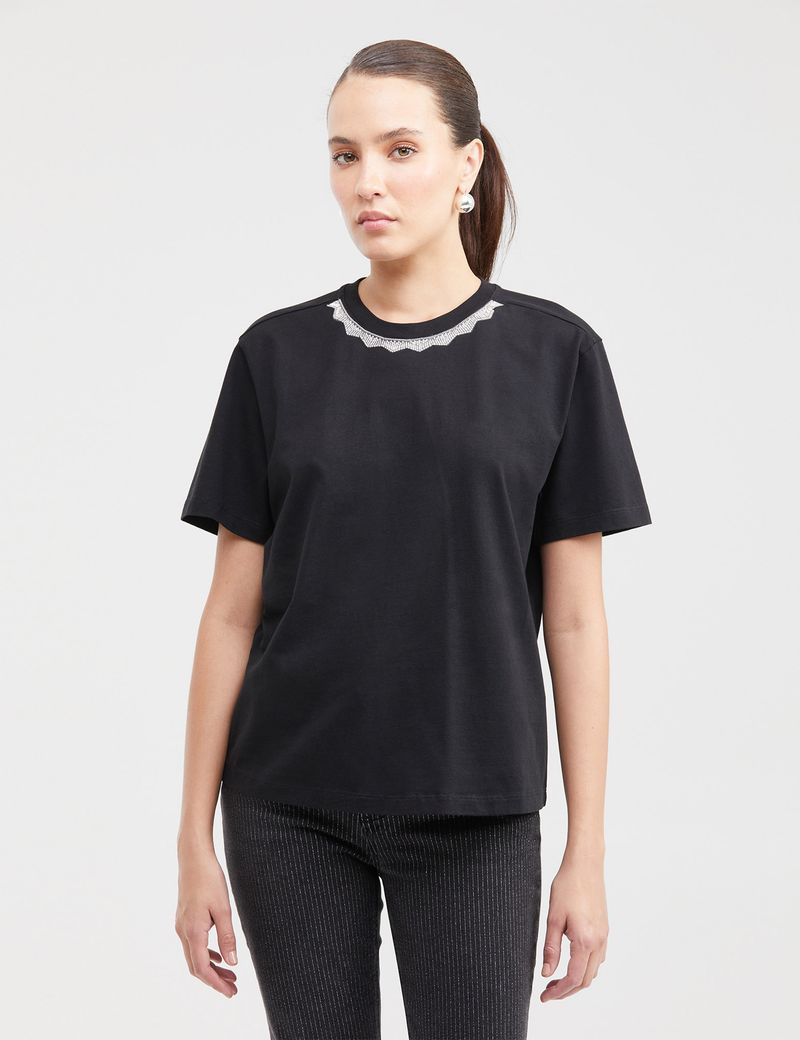 CAMISETA-MUJER-OVERSIZED-CHEVIGNON-701G012-NEGRO-1.JPG