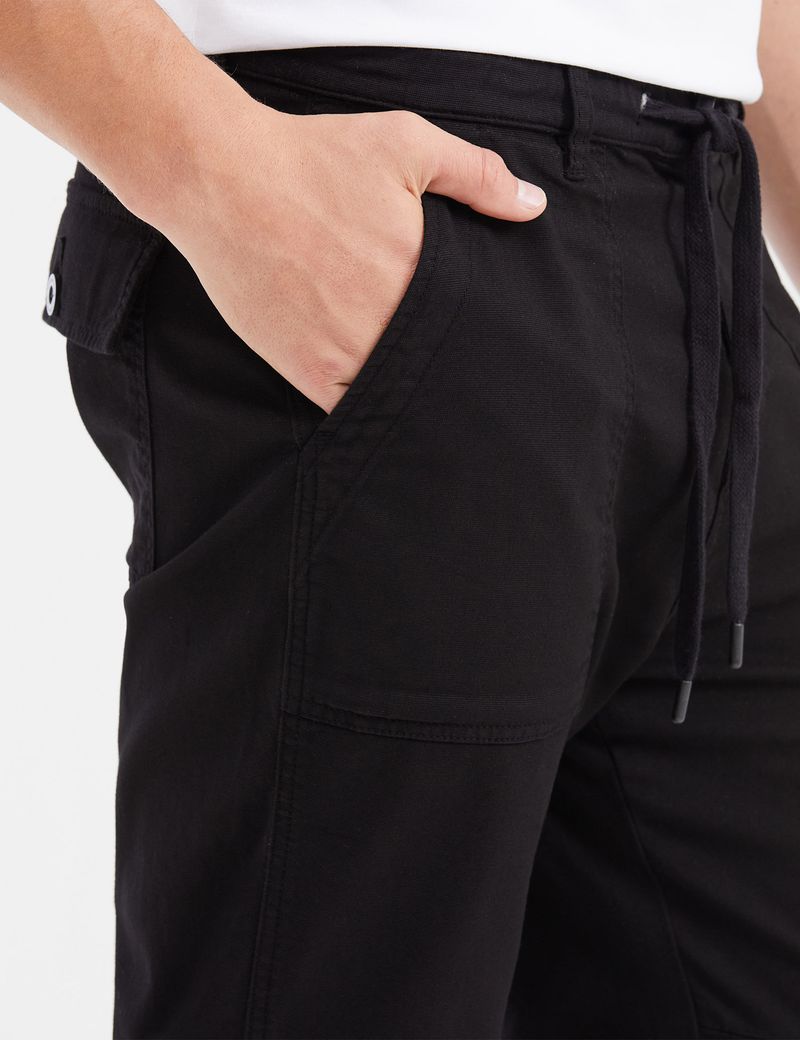 PANTALON-HOMBRE-JOGGER-CHEVIGNON-632G001-NEGRO-3.JPG