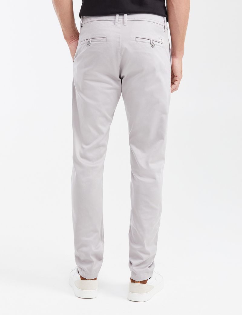 PANTALON-HOMBRE-CHINO-CHEVIGNON-632G200-GRIS-4.JPG
