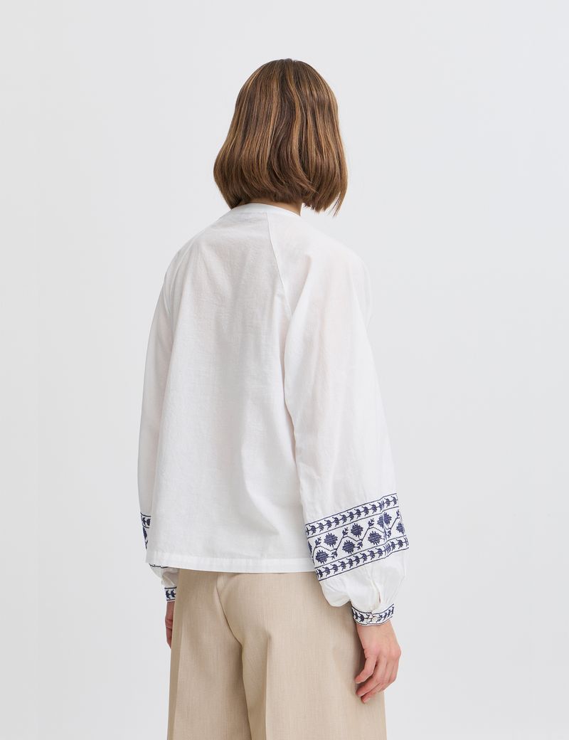 BLUSA-MUJER-CLASICA-BYOUNG-20816554-MARSHMALLOWMIX-4.JPG