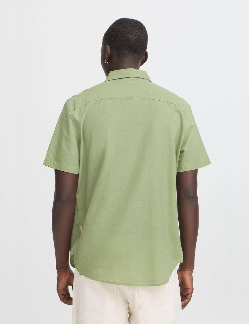 CAMISA-HOMBRE-CLASICA-BLEND-HE-20718401-OILGREEN-4.JPG