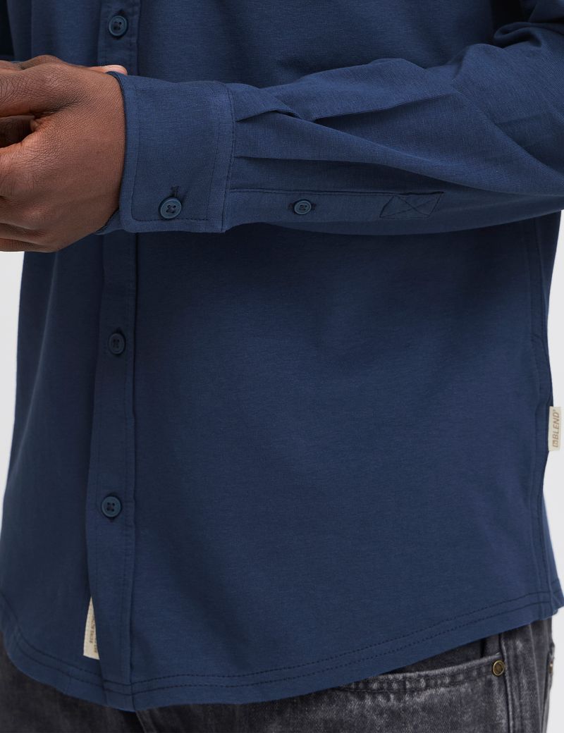 CAMISA-HOMBRE-CLASICA-BLEND-HE-20718372-DRESSBLUES-3.JPG