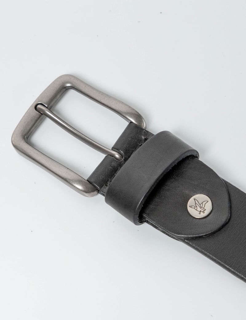 CORREA-HOMBRE-CLASICA-CHEVIGNON-012G002-NEGRO-2.JPG