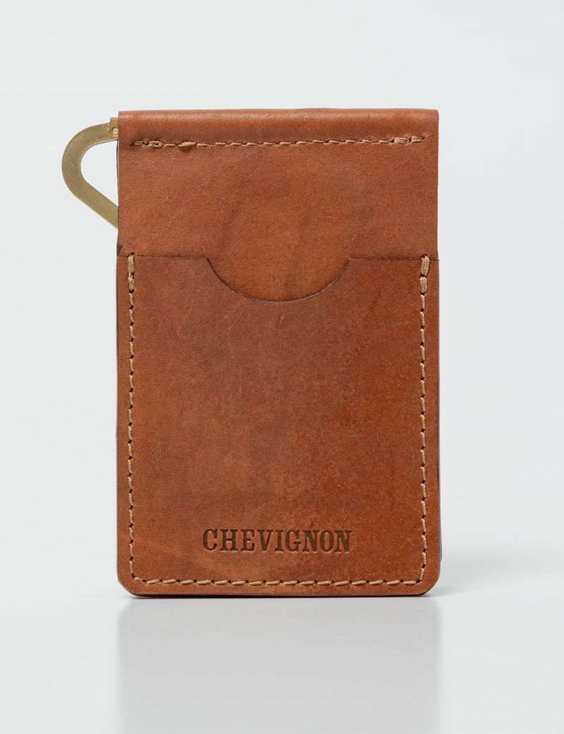 BILLETERA-HOMBRE-CLASICA-CHEVIGNON-022G007-CAFEC1.JPG