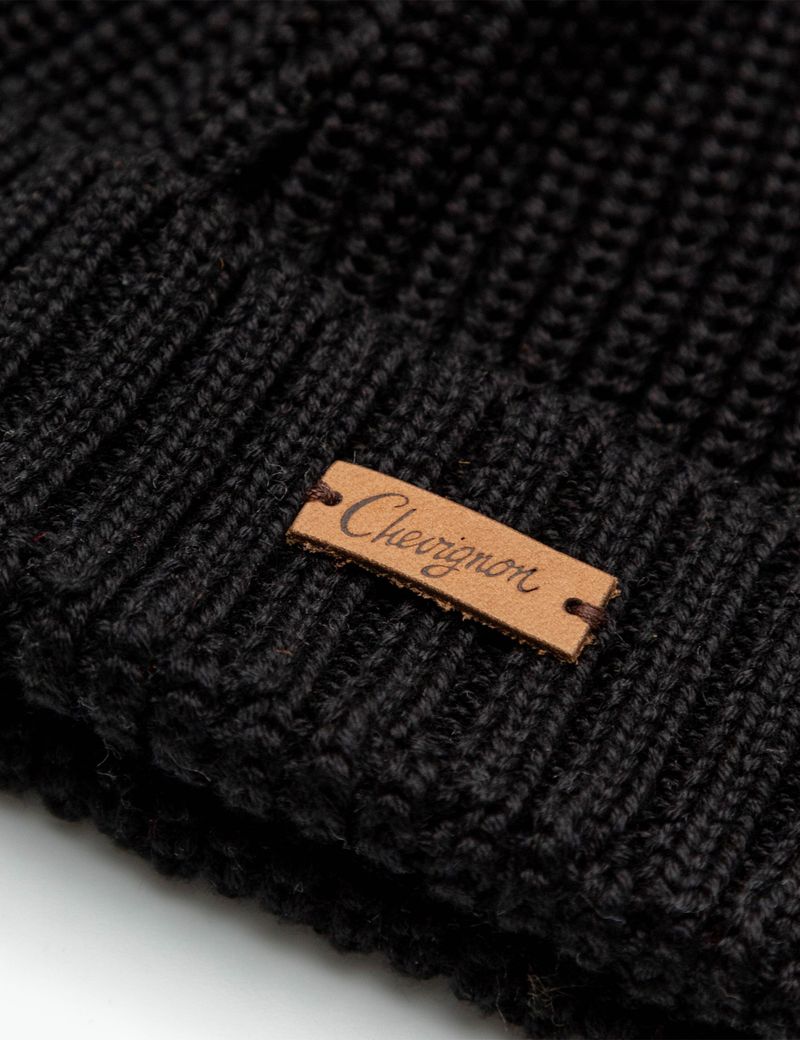 GORRO-TEJIDO-MUJER-CHEVIGNON-282G001-NEGRO-2.JPG