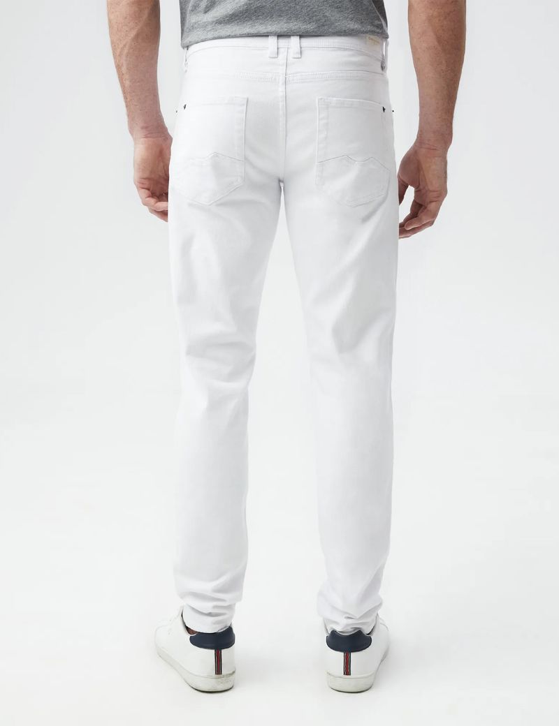 JEAN-MORRISON-HOMBRE-CHEVIGNON-330E004-BLANCO-4.JPG