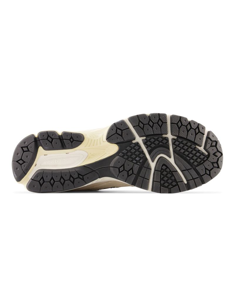 ZAPATO-LIFESTYLE-MUJER-NEW-BALANCE-M2002RCC-CALMTAUPE-4.JPG